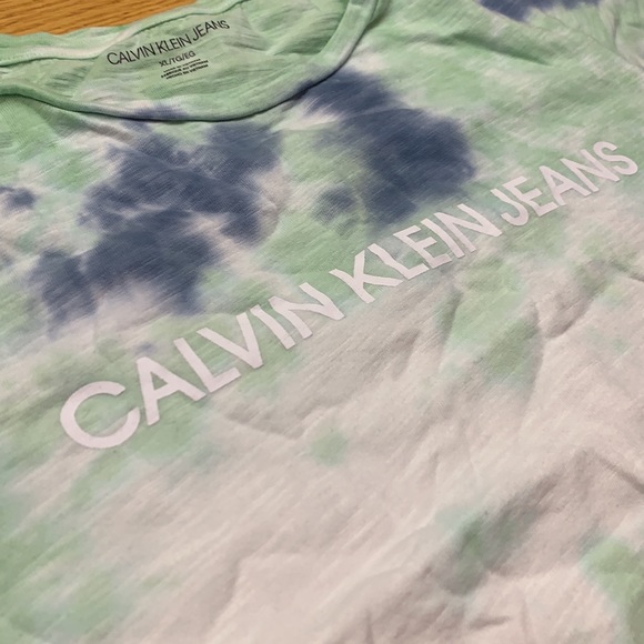 New Calvin Klein top 💚 - Picture 2 of 3